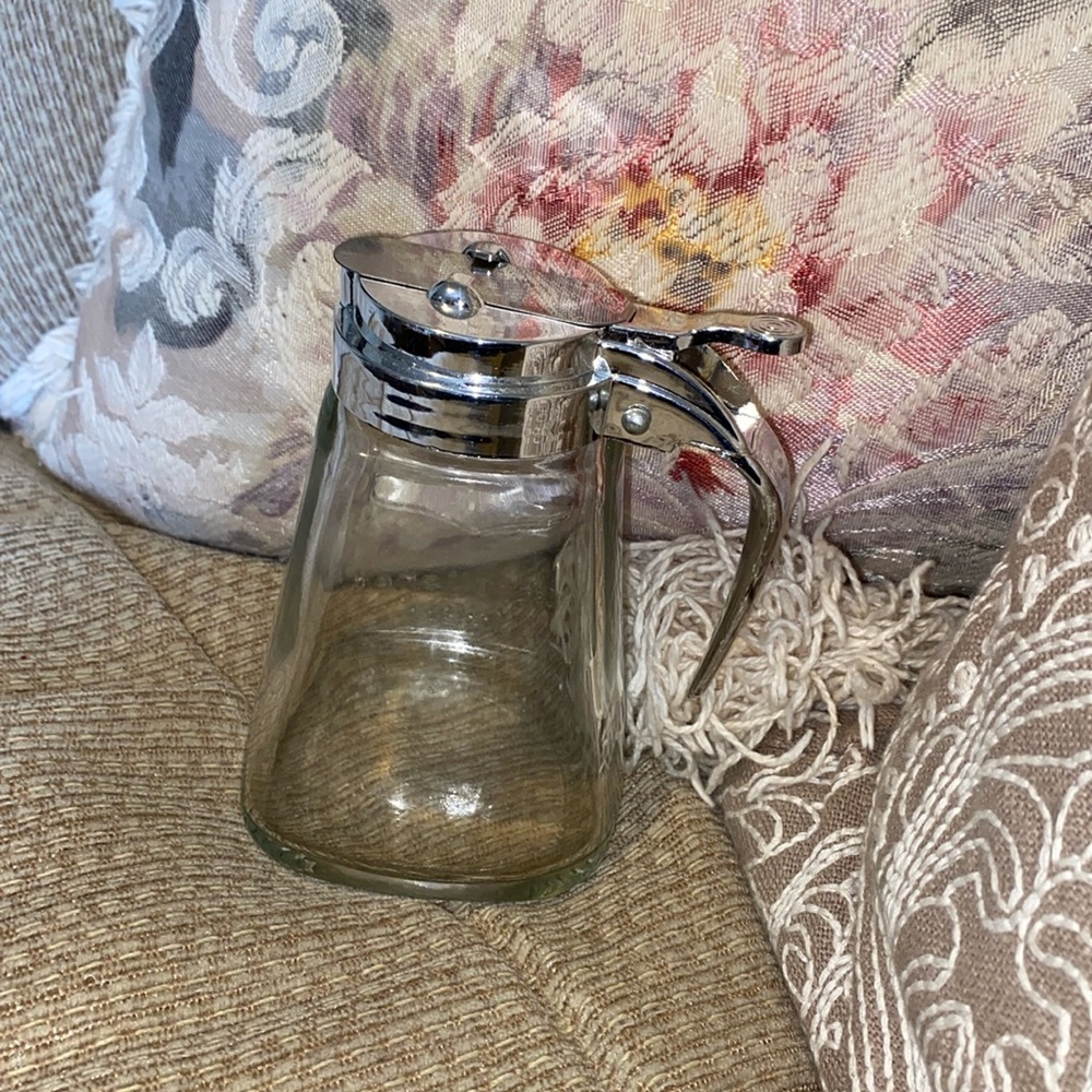 🤍🩶🤍NWT Glass Syrup Dispenser Jar